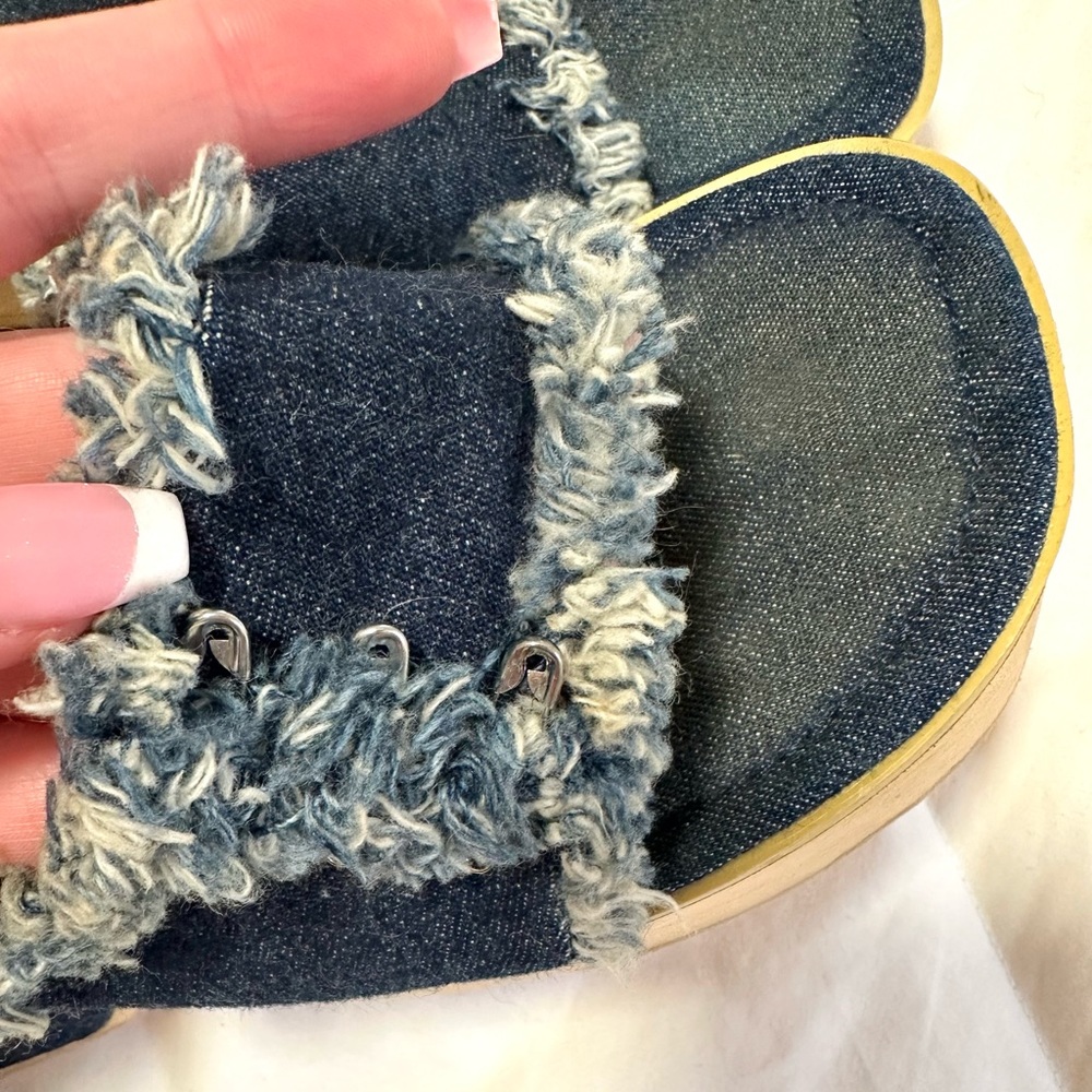 Vintage Y2K Bratz inspired Denim Platform Sandals - Picture 5 of 9
